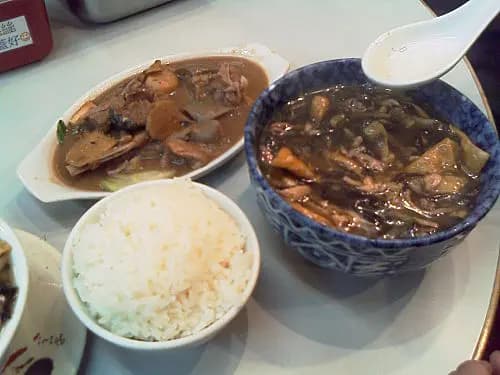 蛇王良 photo 1