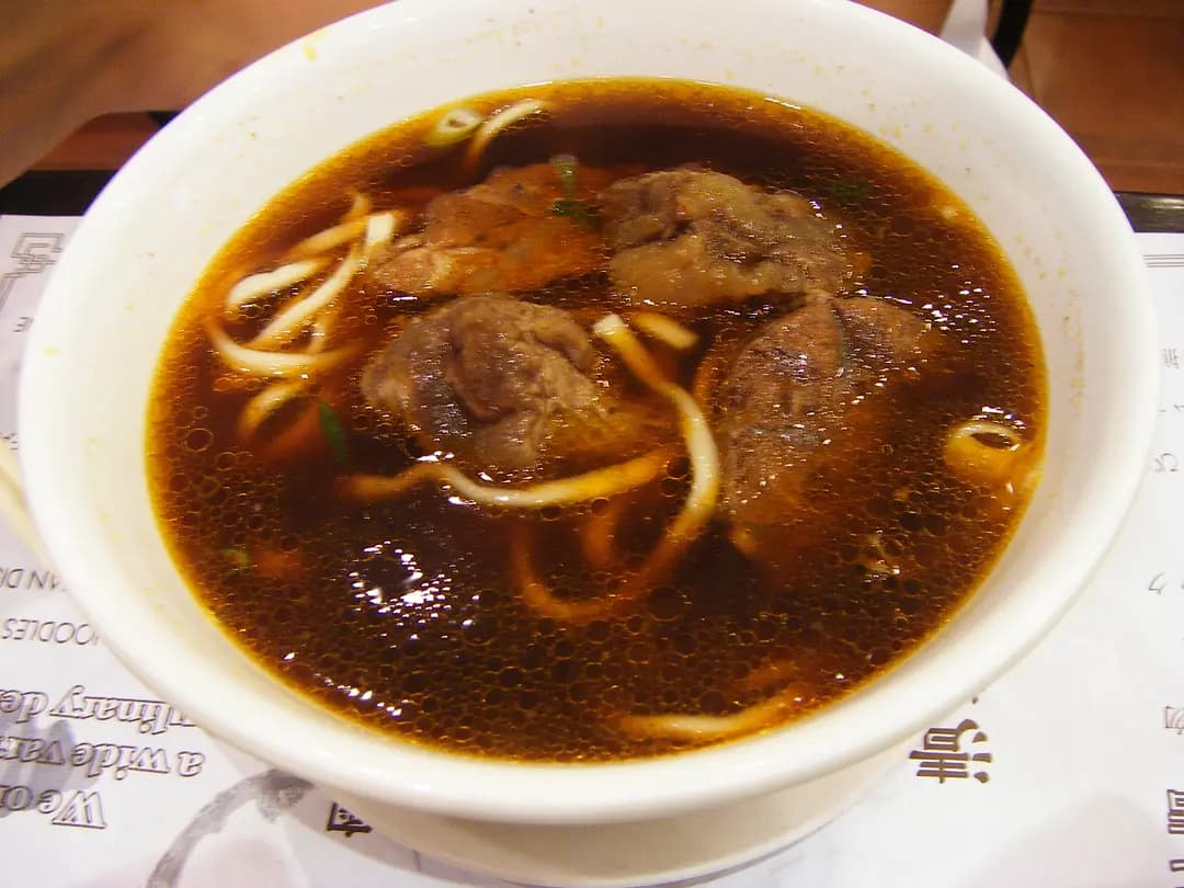 台灣牛肉麵 / 中國廚房 photo 3