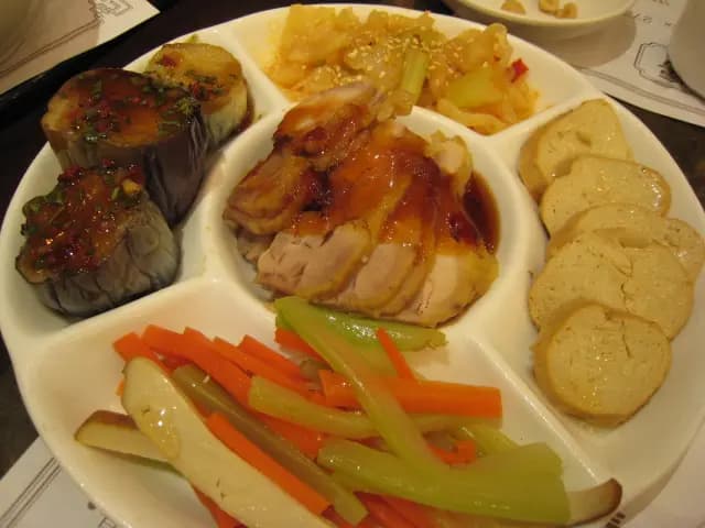 台灣牛肉麵 / 中國廚房 photo 2