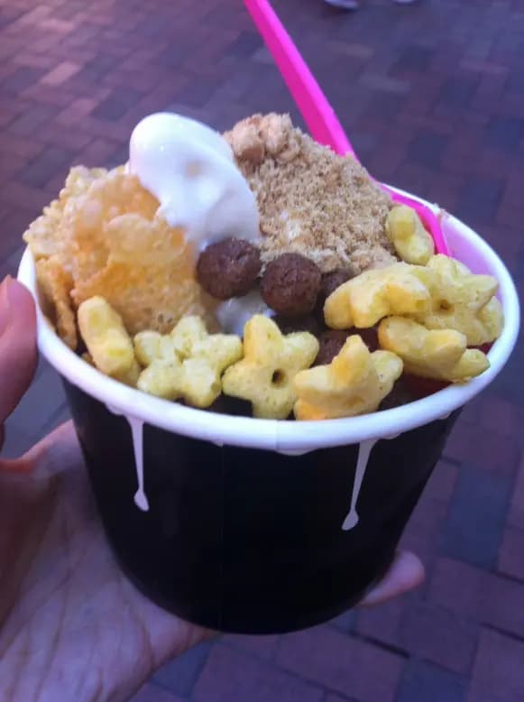 YO+ Frozen Yogurt photo 3