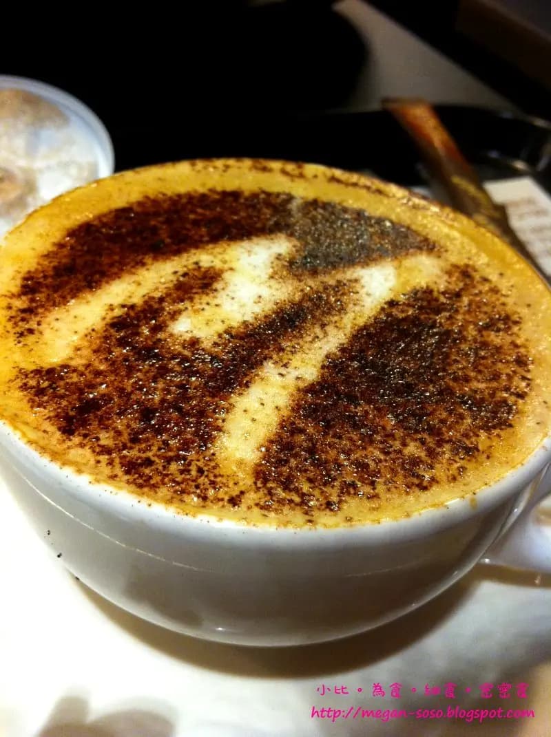 McCafe (新聲大廈) photo 3