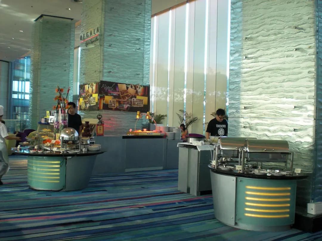Regala Cafe & Dessert Bar photo 3