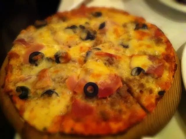 Roccos Pizzeria photo 3