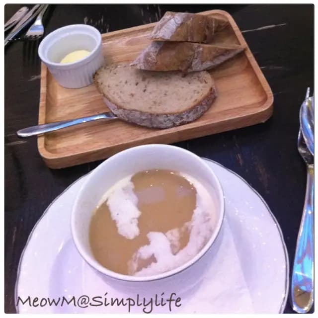 Simplylife Bakery Cafe photo 1