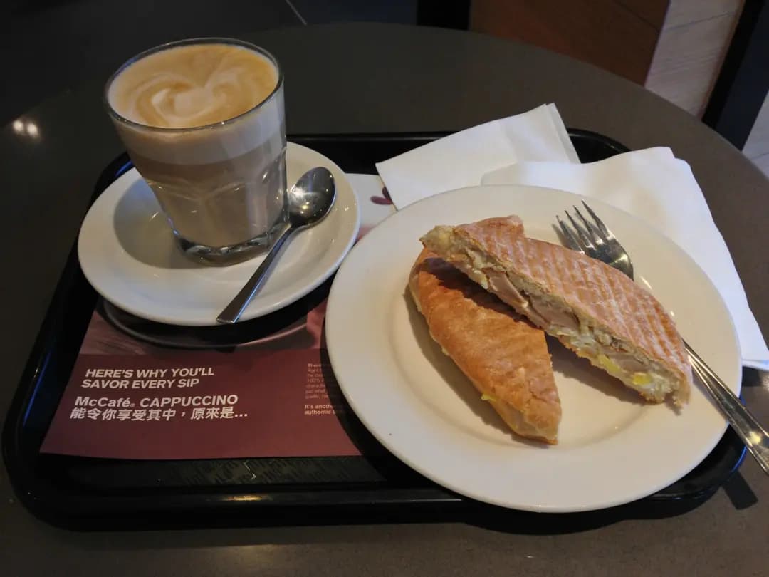 McCafe (新鴻基中心) photo 8