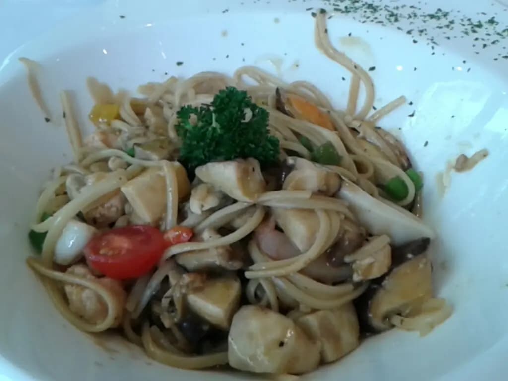 PB CAFE photo 5