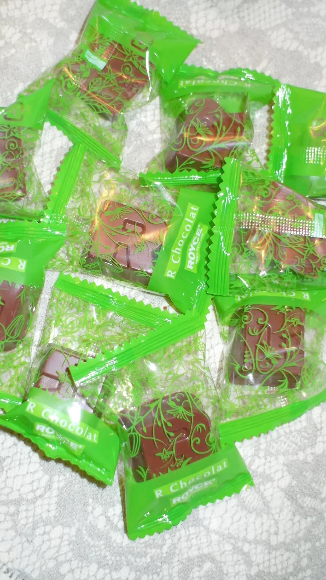 ROYCE' Chocolate photo 3