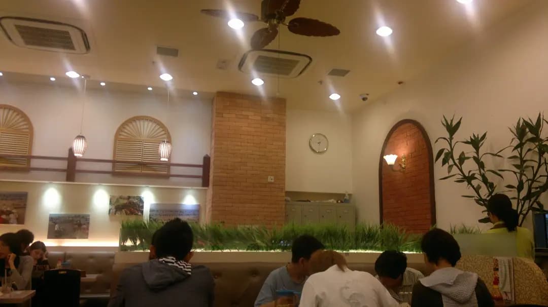 小巴黎越南餐廳 photo 8