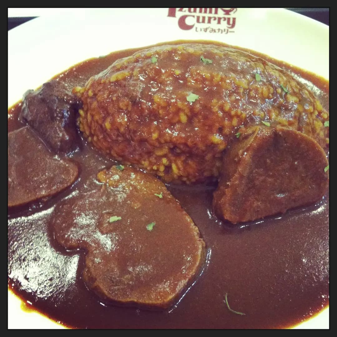 Izumi Curry photo 8