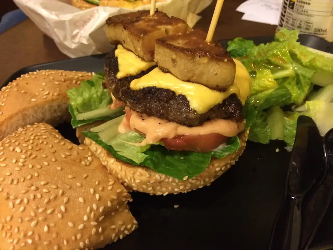 Burgeroom photo 1