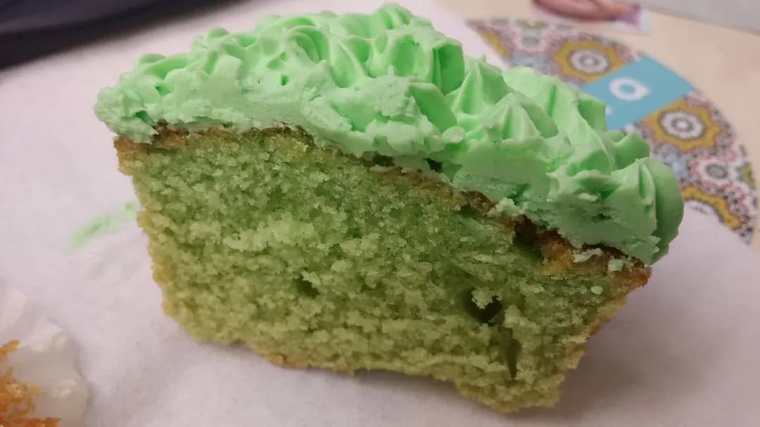 Kisses Cupcakes photo 7