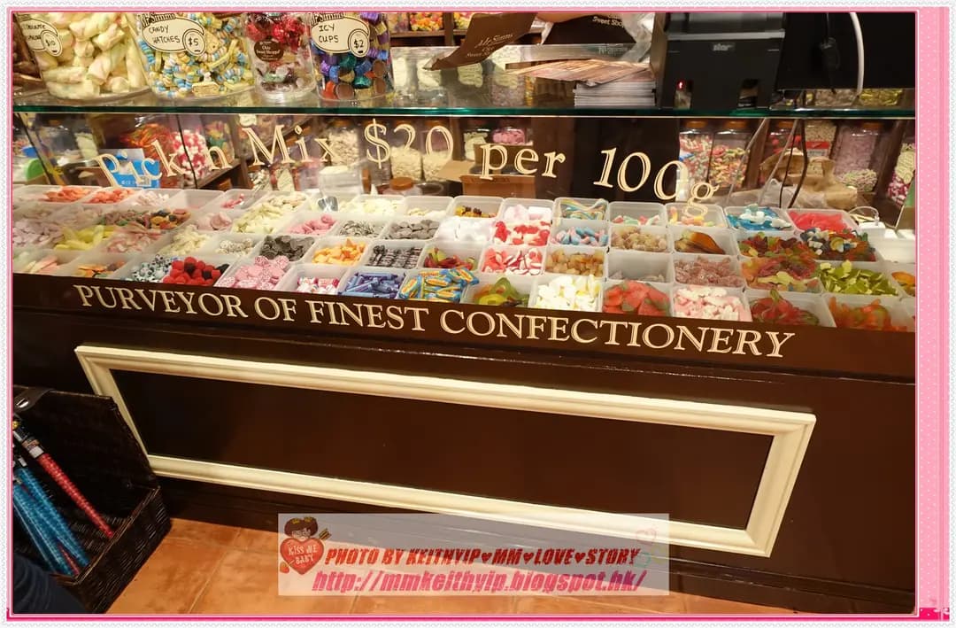 Mr Simms Olde Sweet Shoppe photo 8