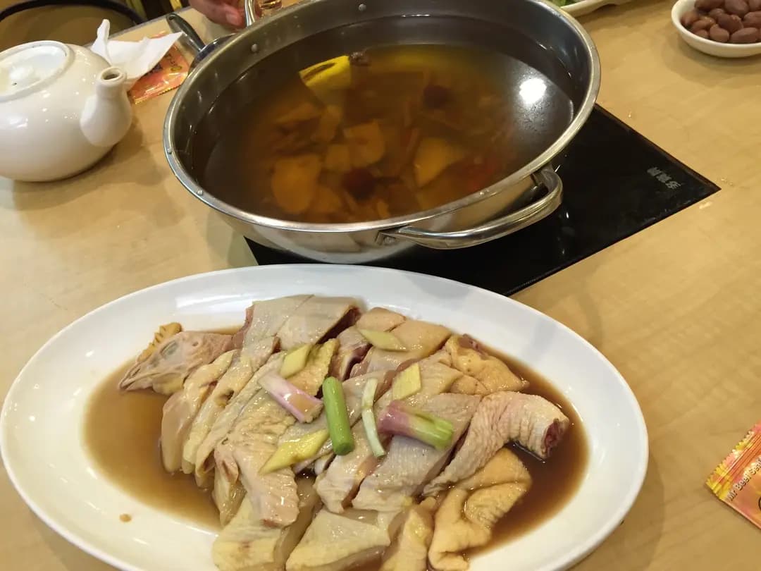 肥牛火鍋海鮮酒家 photo 3