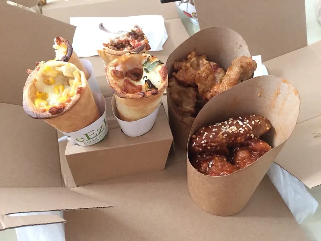ZeEzEe Pizza Cone photo 7