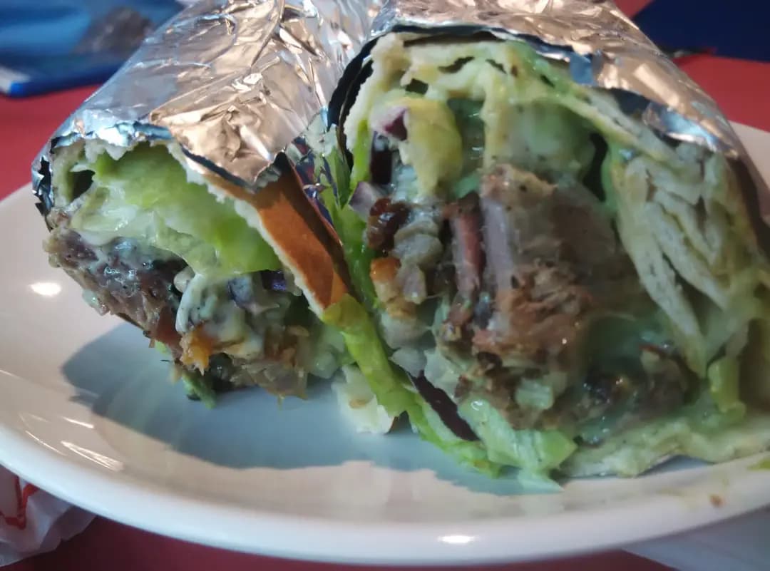 Ebeneezer's Kebabs & Pizzeria photo 8