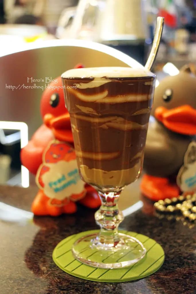 Mymy Caffe photo 1