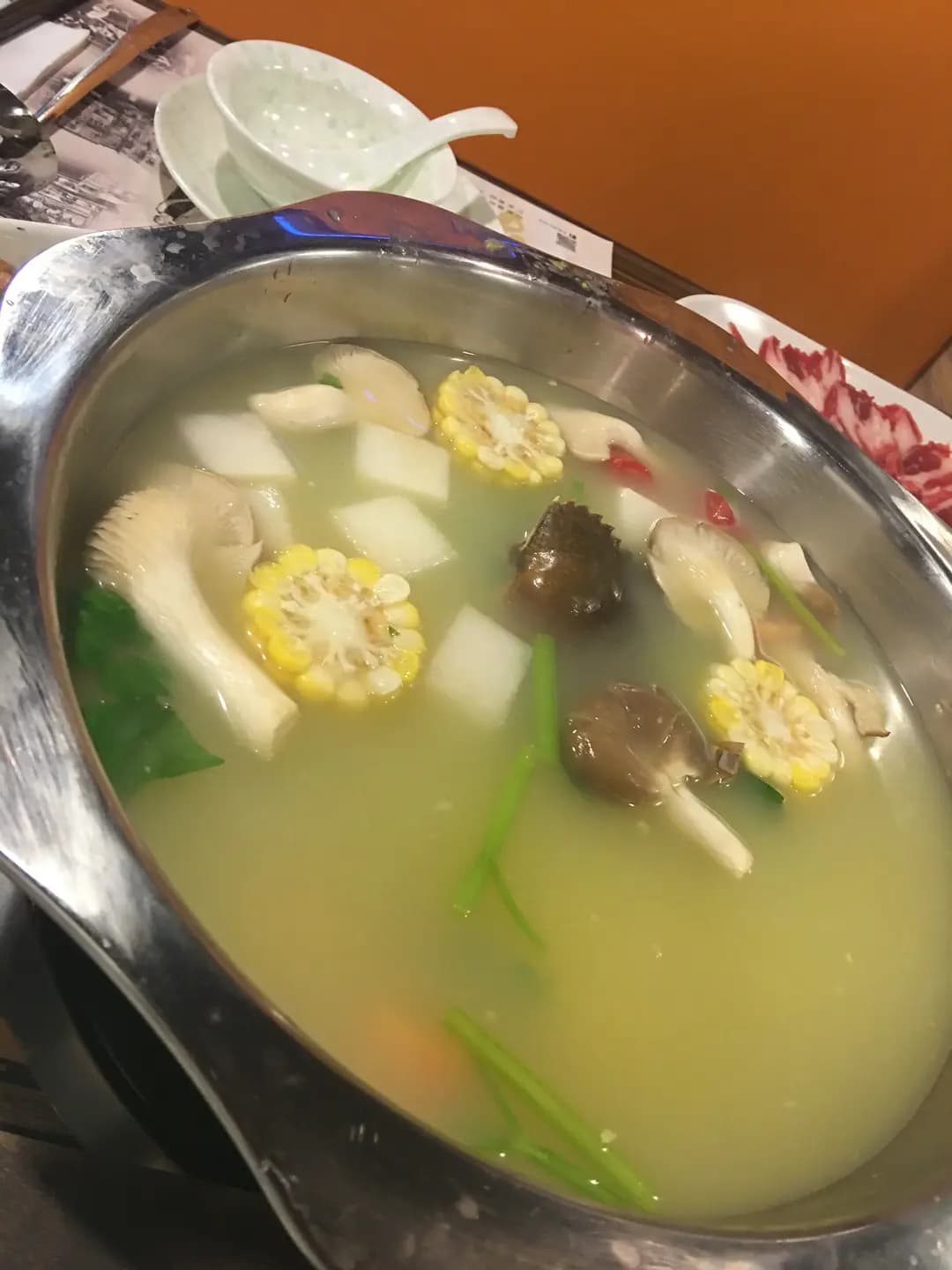 新南苑私房菜火鍋鷄煲 (華僑商業中心) photo 2