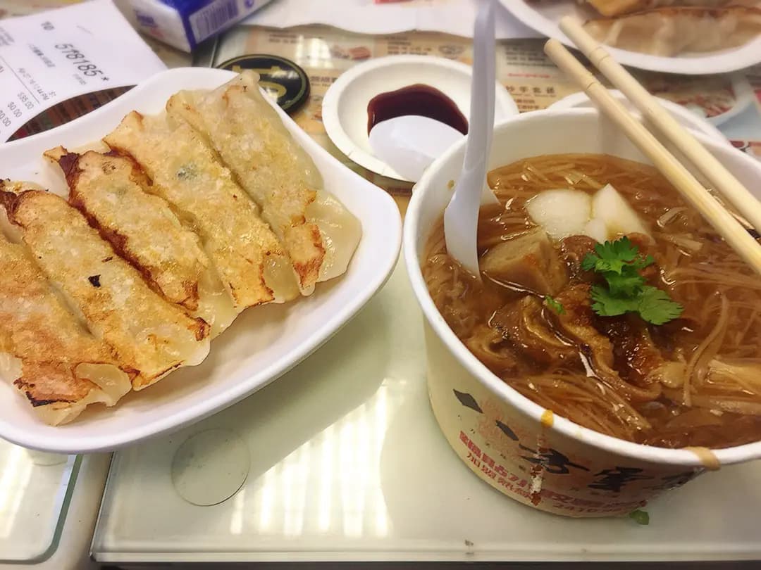 八方雲集鍋貼水餃專門店 (置富第一城) photo 4