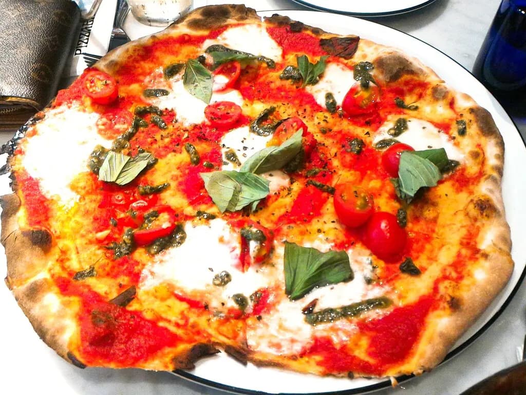 PizzaExpress (One Island South) photo 4