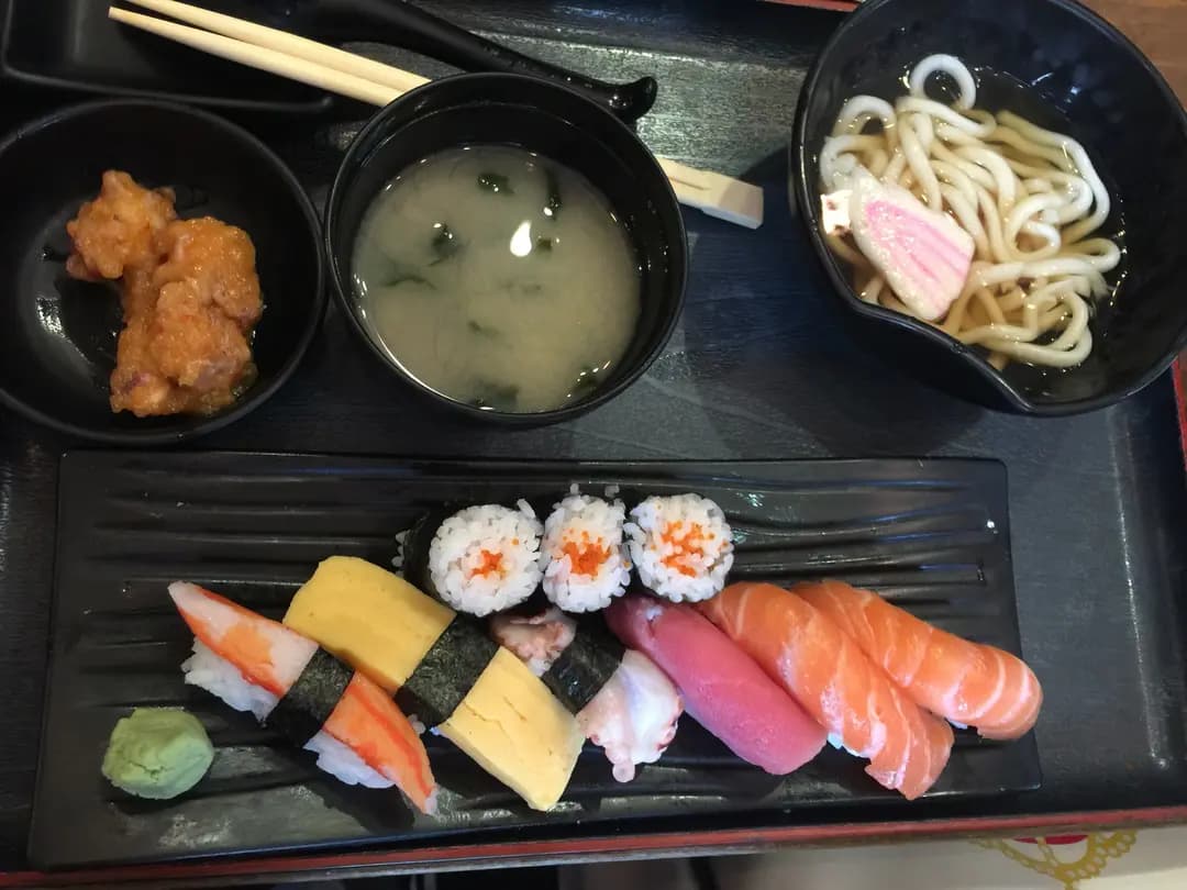 鮮丼家 photo 7