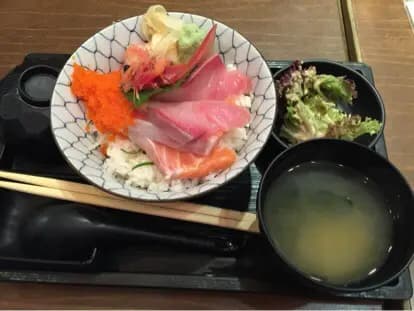 鮮丼家 photo 5