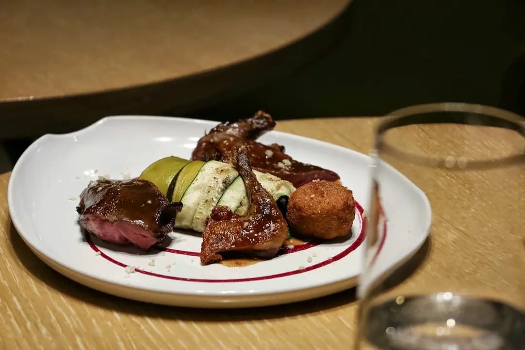 Alibi – Wine Dine Be Social photo 1