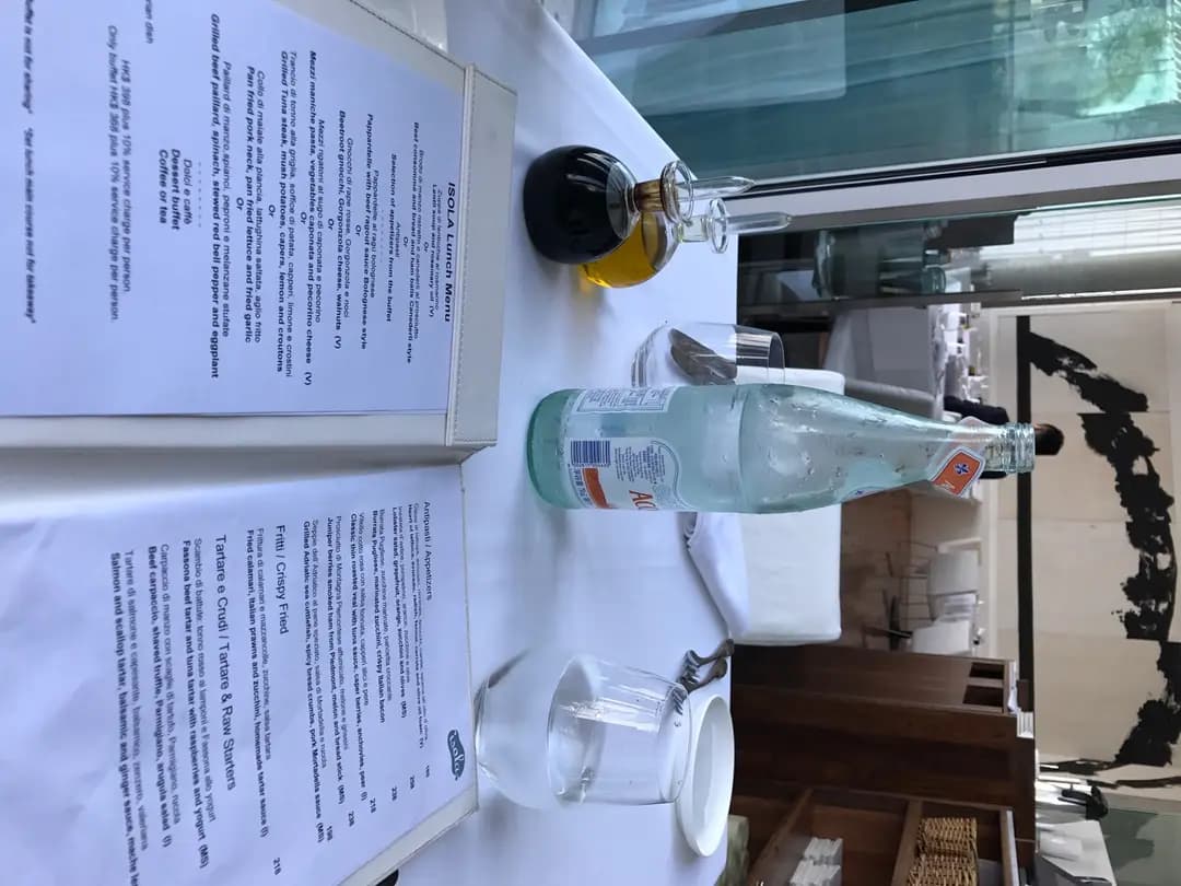 Isola Bar & Grill photo 8