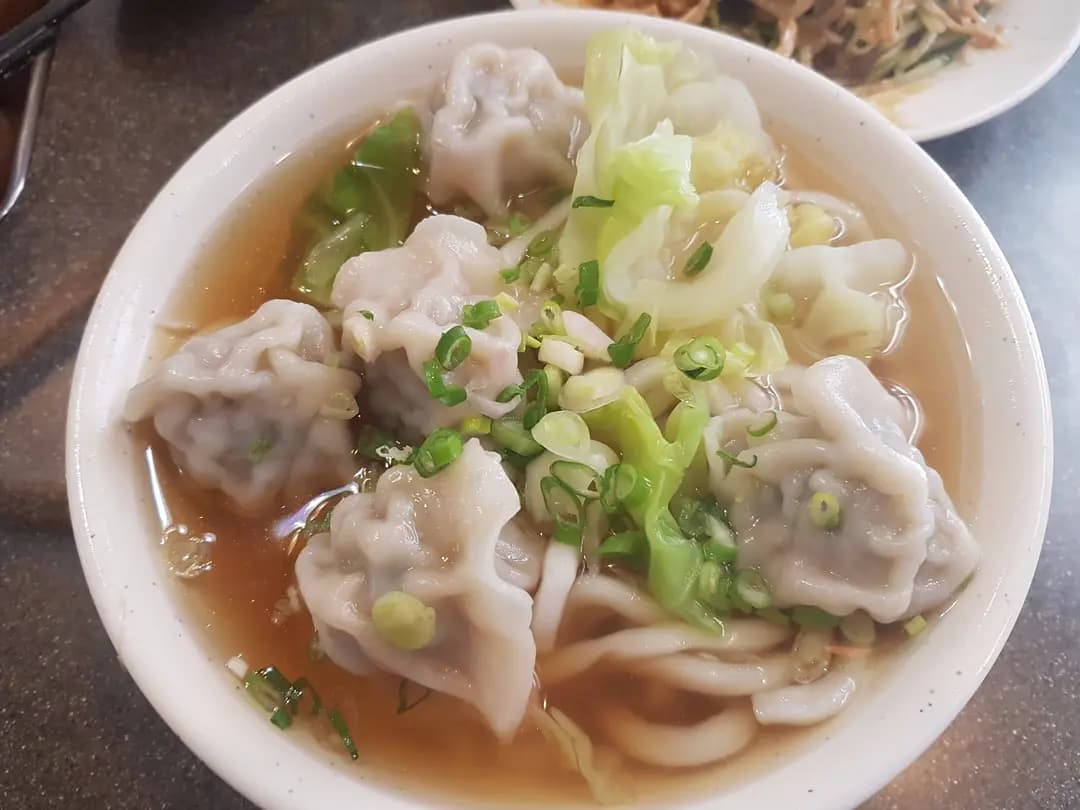 華園餃子館 photo 1