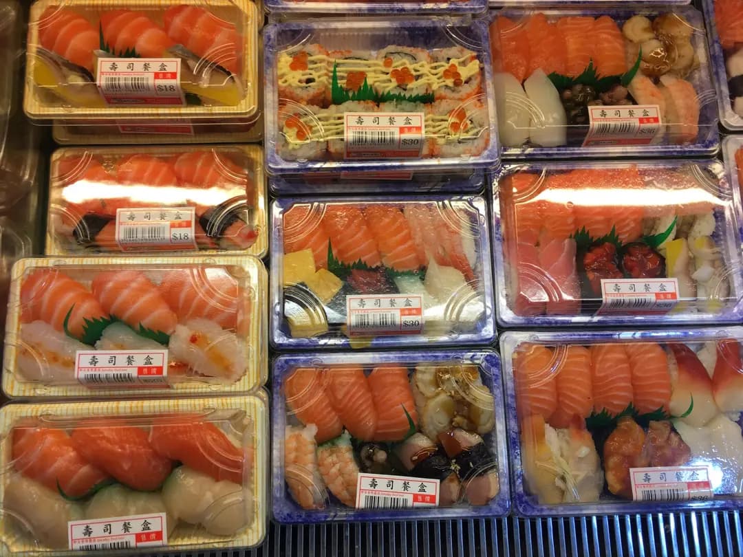 魚壽司の刺身專門店 photo 5