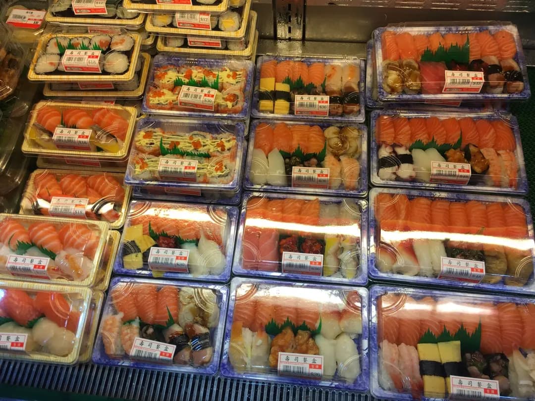 魚壽司の刺身專門店 photo 7