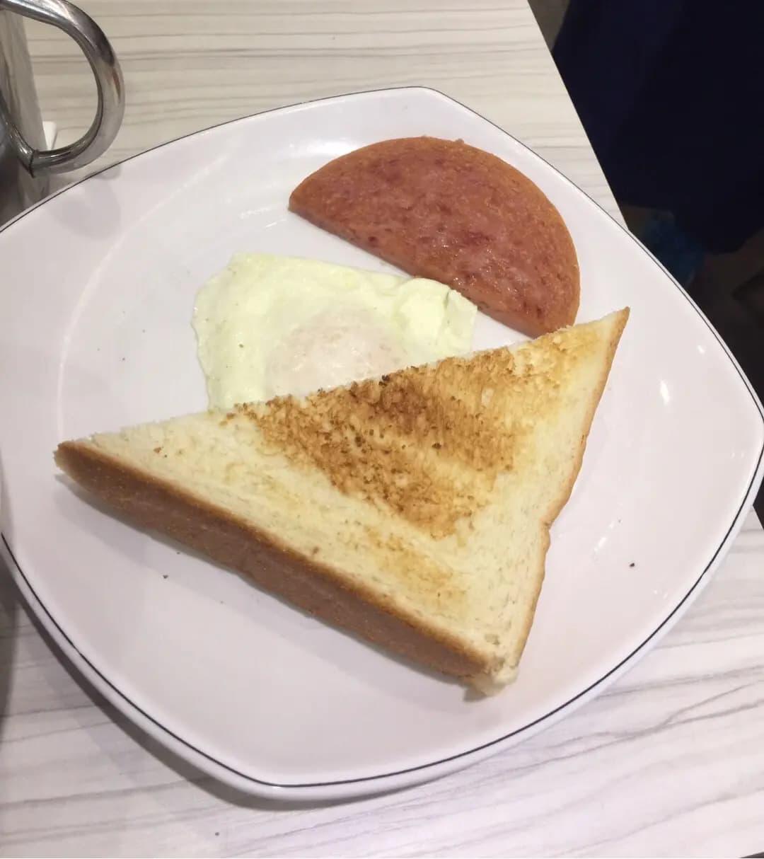 鴻運茶餐廳 photo 5