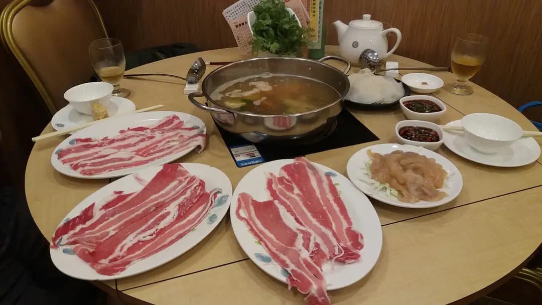 肥牛火鍋海鮮酒家 photo 2