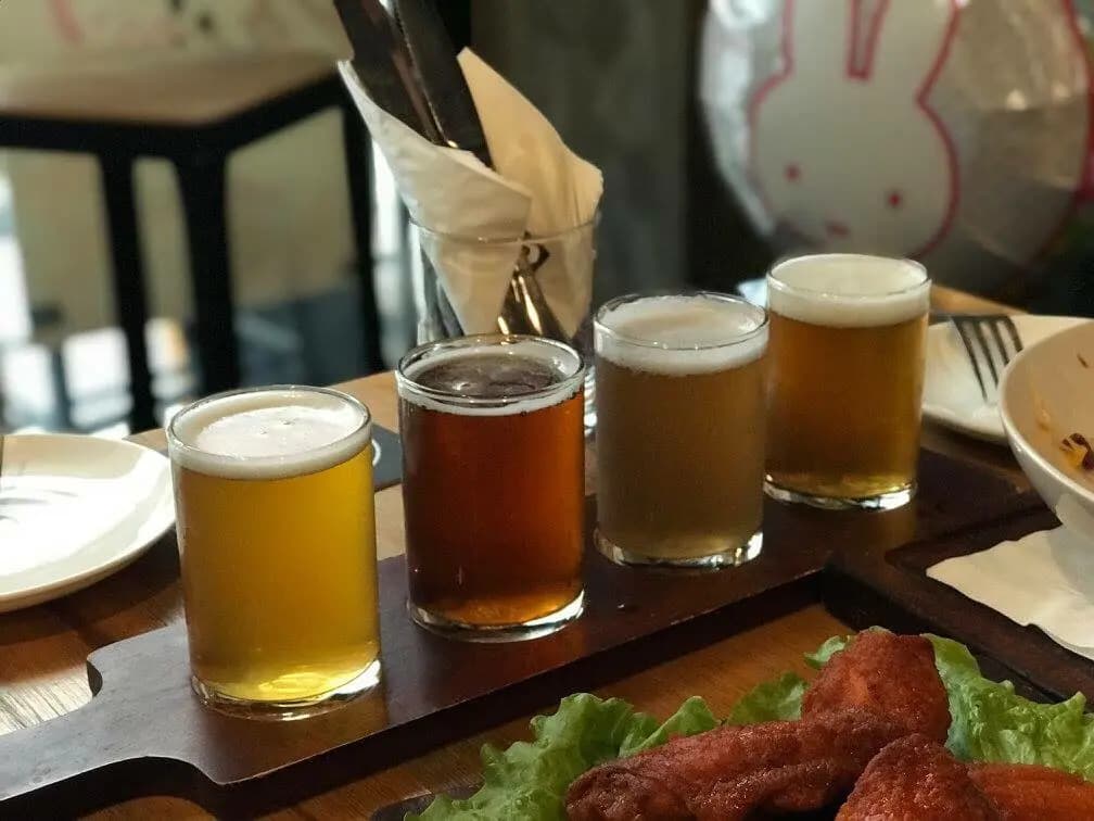 Kowloon Taproom photo 2