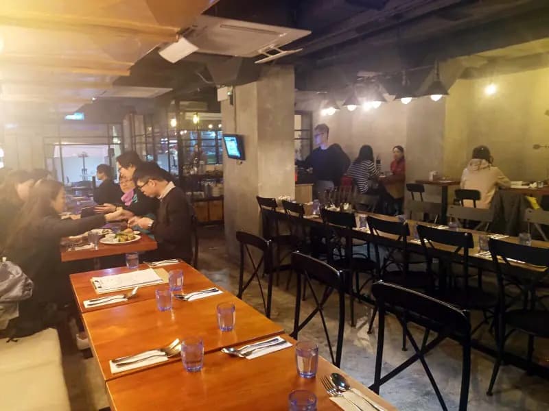 Pom's Kitchen & Deli photo 6