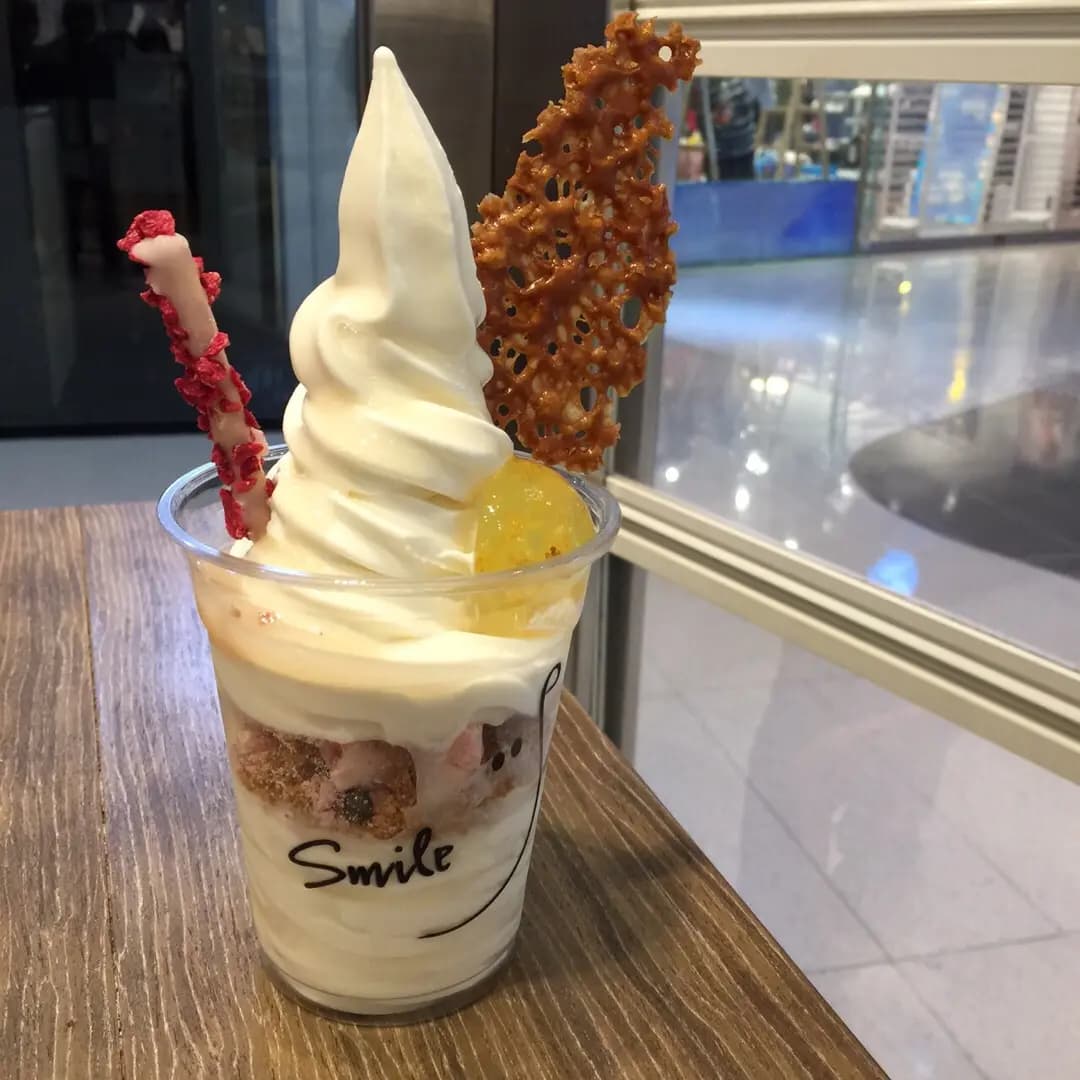 Smile Yogurt & Dessert Bar photo 3