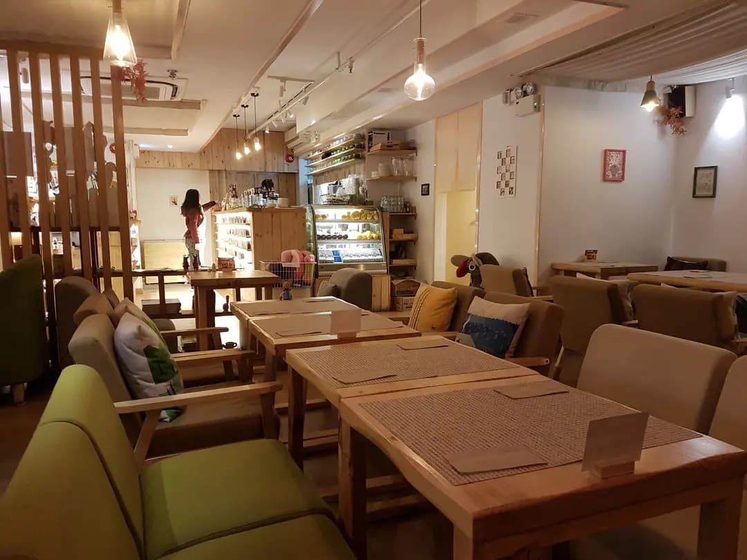ねずみの王冠 喫茶店 photo 6