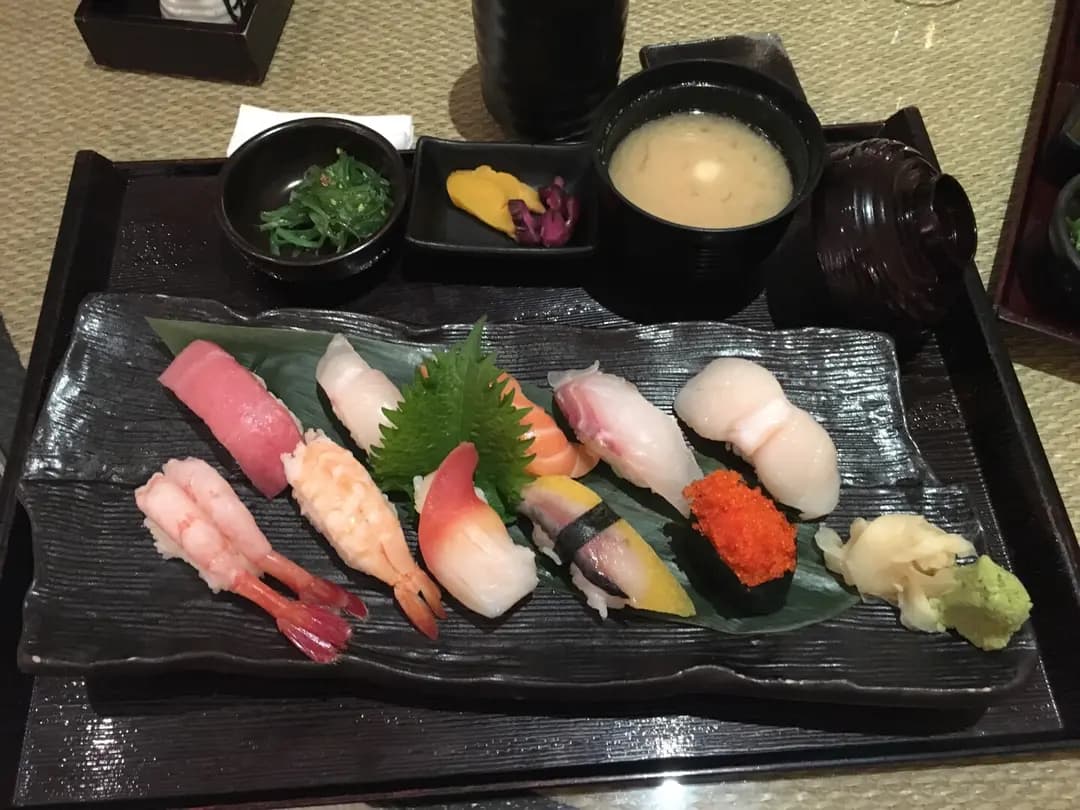 白鮨 photo 1