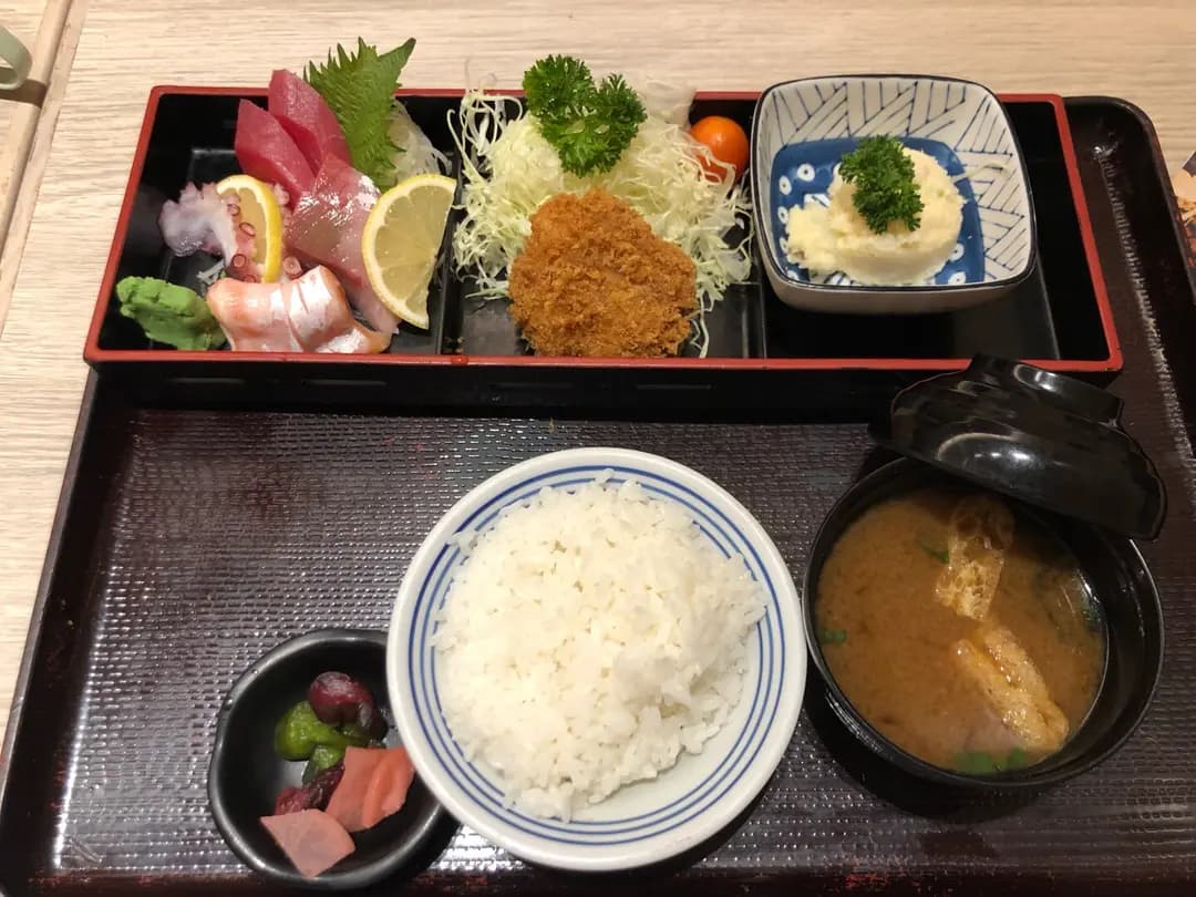 丼吉日式吉列豬排專門店 (形點 I) photo 4