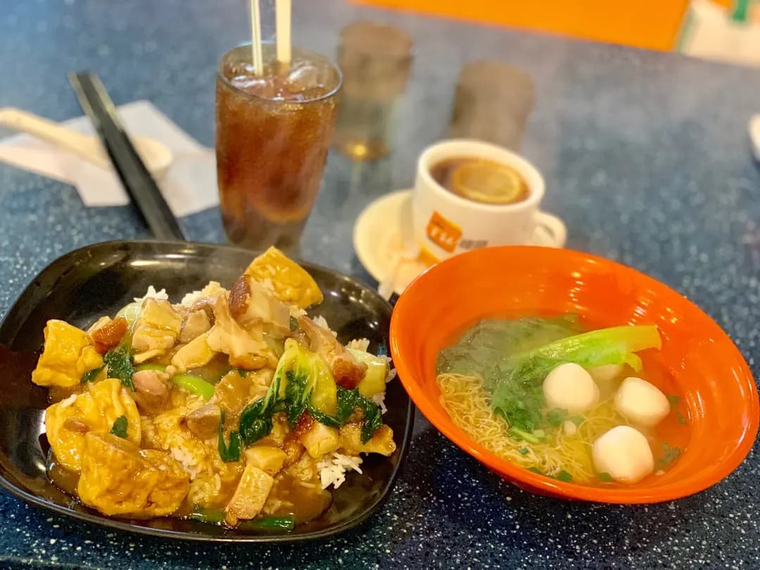 榮發茶餐廳 photo 1