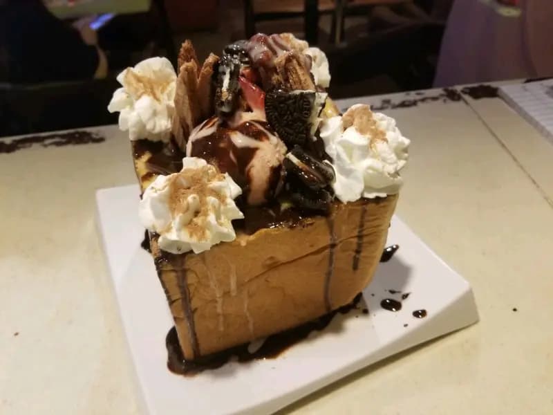 Comma Cafe photo 4