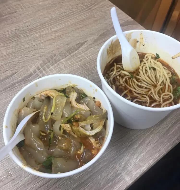 兩姊妹涼皮有限公司 (柏樹街) photo 2