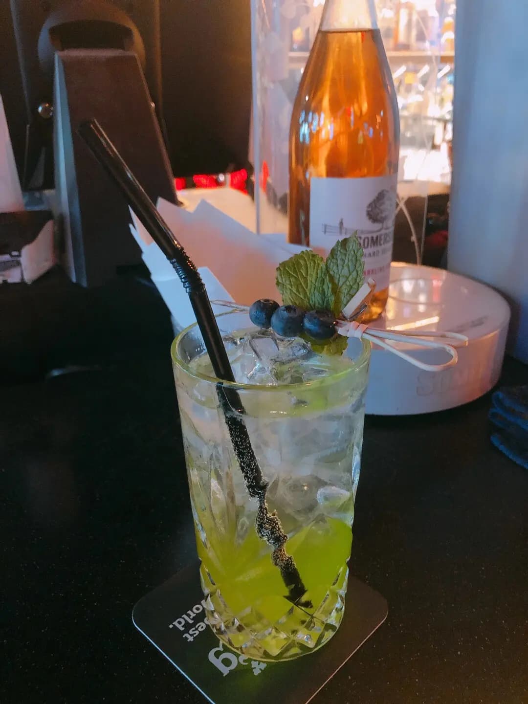La Luna Bar & Lounge photo 8