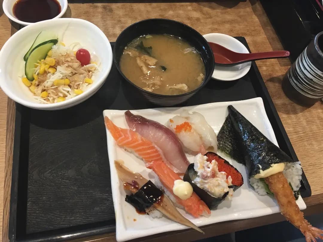 峰壽司魚屋 photo 7