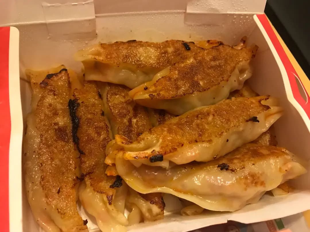 八方雲集鍋貼水餃專門店 (昌發樓) photo 2
