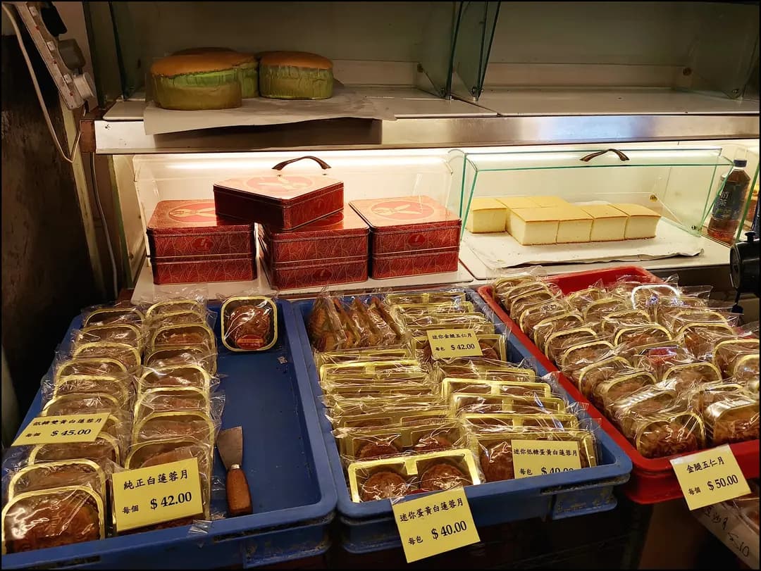 東京麵包餅食 (長發街) photo 5