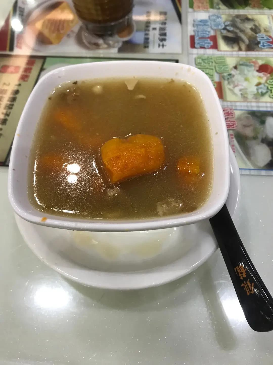 銀龍粉麵茶餐廳 photo 5