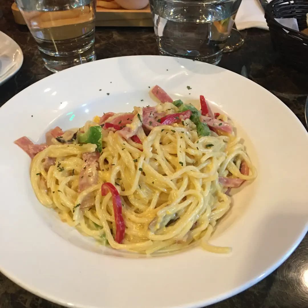 Cafe Queen photo 2