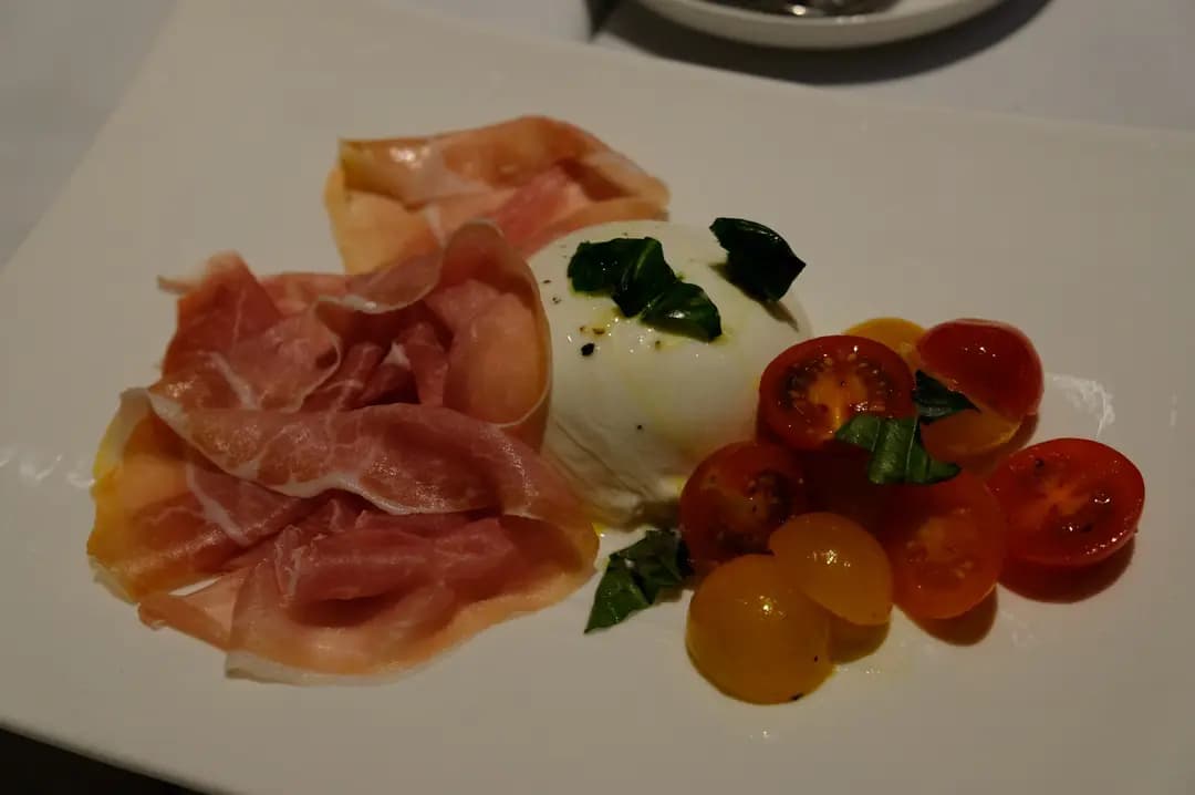 Velo Italian Bar & Grill photo 5