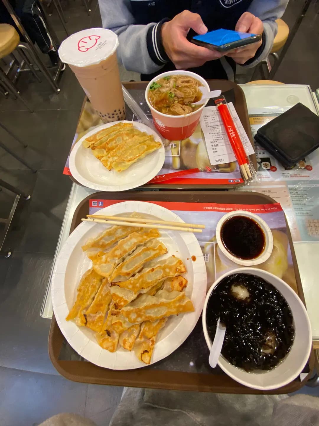 八方雲集鍋貼水餃專門店 (彩雲商場) photo 6