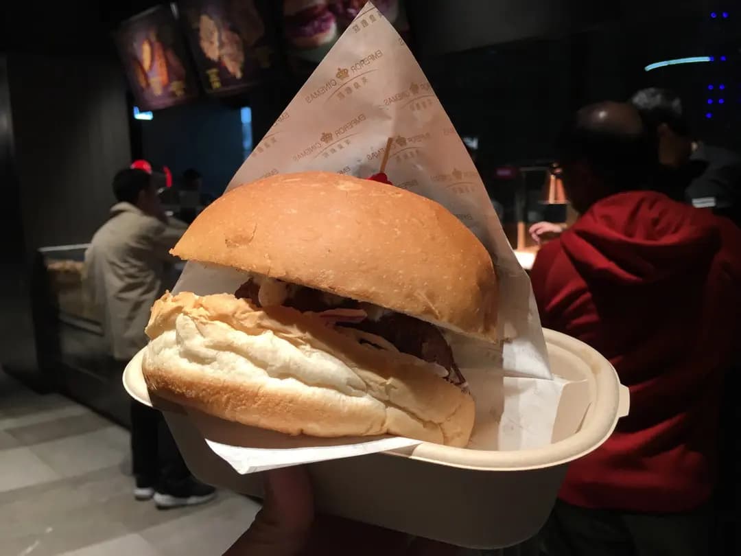 英皇戲院小食部 photo 5